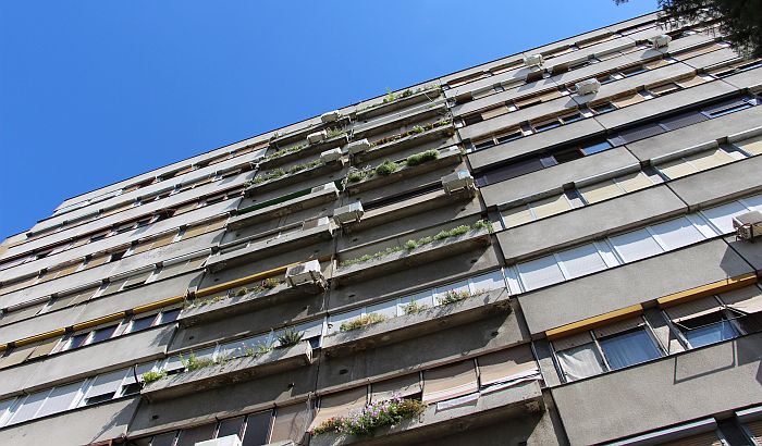 Cene stanova u Novom Sadu rastu uprkos pandemiji, "stanova na dan" sve manje