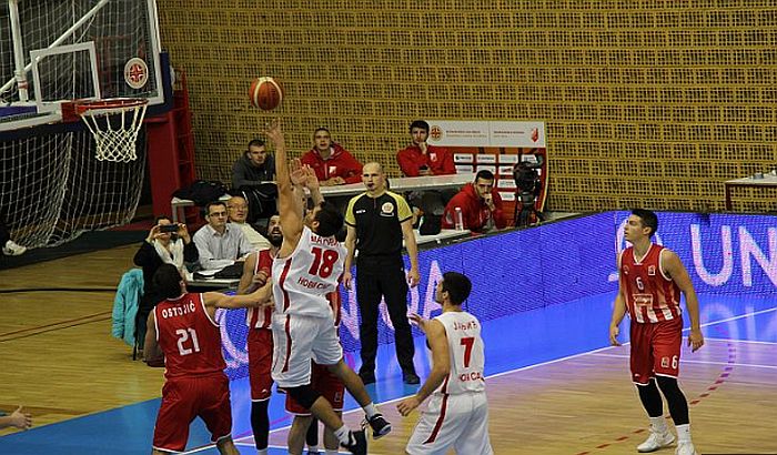 Košarkaši Vojvodine poraženi od Dinamika u finišu meča