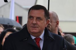 Milorad Dodik i Željka Cvijanović ostaju pod sankcijama Velike Britanije Milorad Dodik i Željka Cvijanović ostaju pod sankcijama Velike Britanije