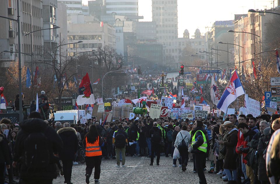 Plan za 1. novembar: Okupljanje na 16 tačaka Plan za 1. novembar: Okupljanje na 16 tačaka
