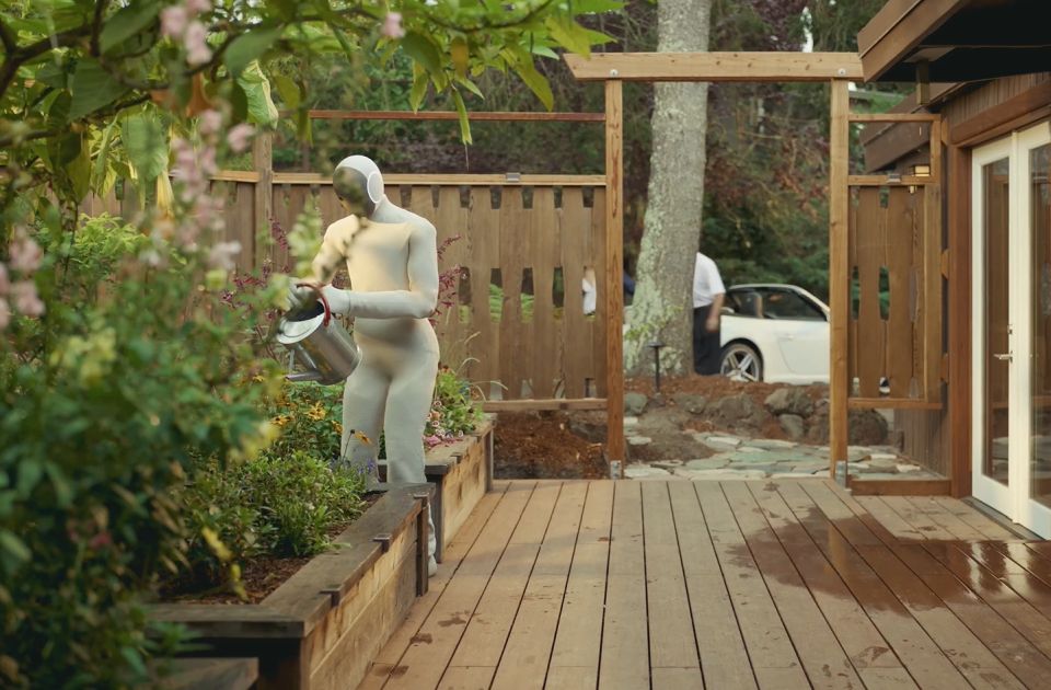 VIDEO: Predstavljen robot koji obavlja kućne poslove, pleše i priča viceve, no ima i neke mane