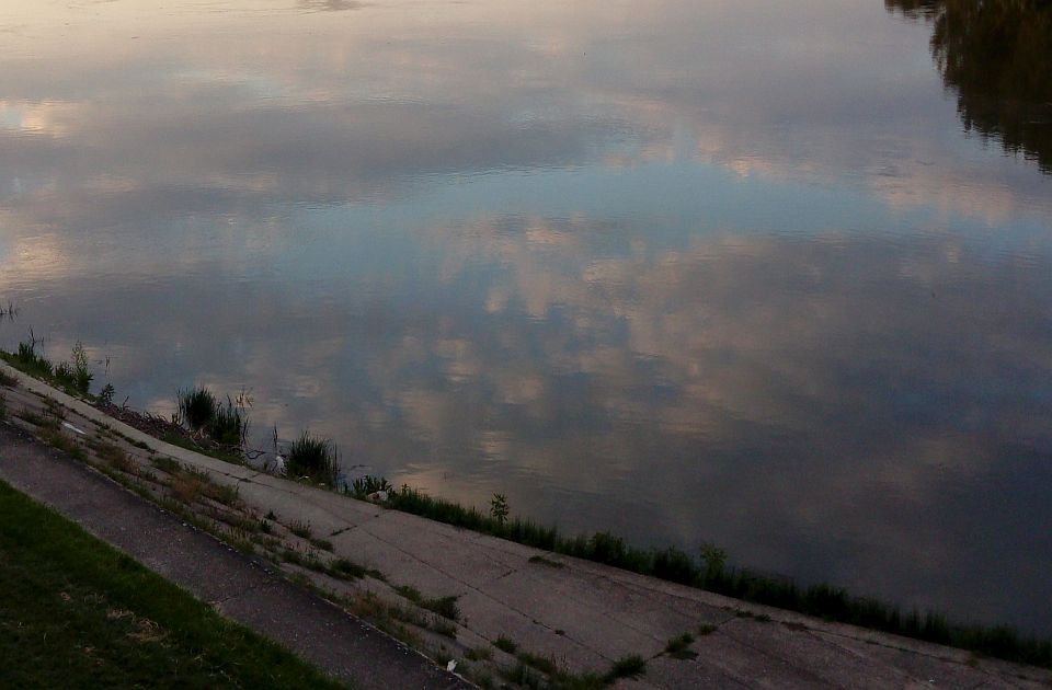Priobalje Tise u Novom Bečeju zapušteno, nadležni najavljuju radove Priobalje Tise u Novom Bečeju zapušteno, nadležni najavljuju radove