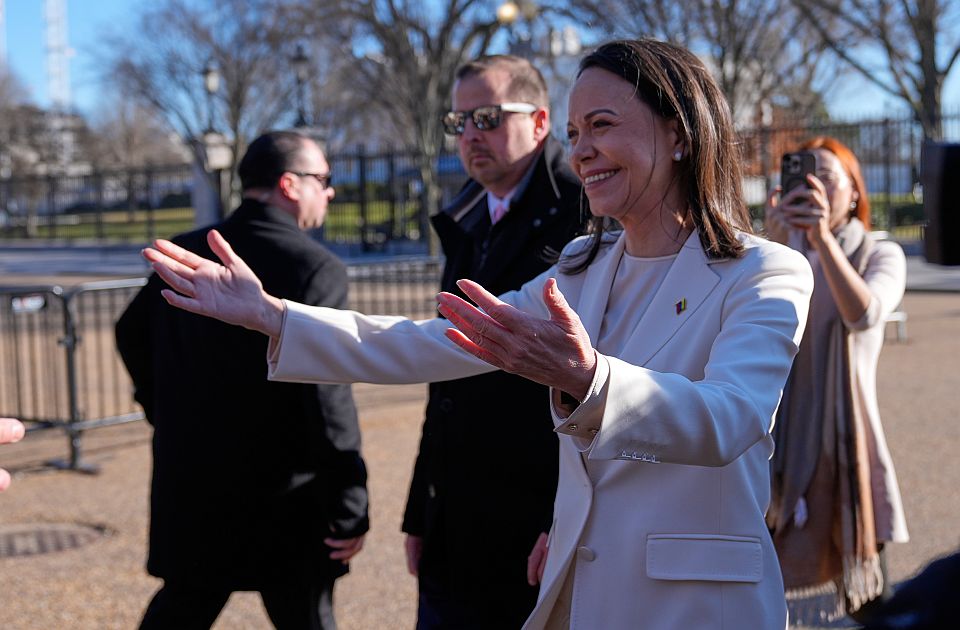 Venecuelanska opozicionarka dala Trampu Nobelovu nagradu za mir koju je ona dobila