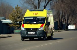 Monah iz Srbije životno ugrožen nakon što je iskočio iz vozila Hitne pomoći u Grčkoj