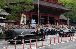 FOTO: Japan se oprostio od ubijenog Šinza Abea