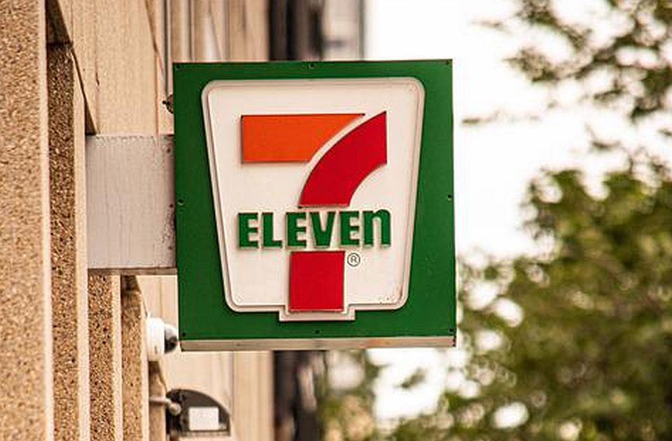 VIDEO Iste noći pucnjava u četiri prodavnice "7-Eleven" u SAD: Dvoje mrtvih i troje ranjenih