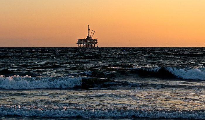 Traže naftu u moru kod Crne Gore