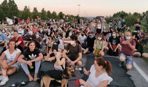 Vučić: Pokušaj blokade auto-puta kod Novog Sada je čist terorizam