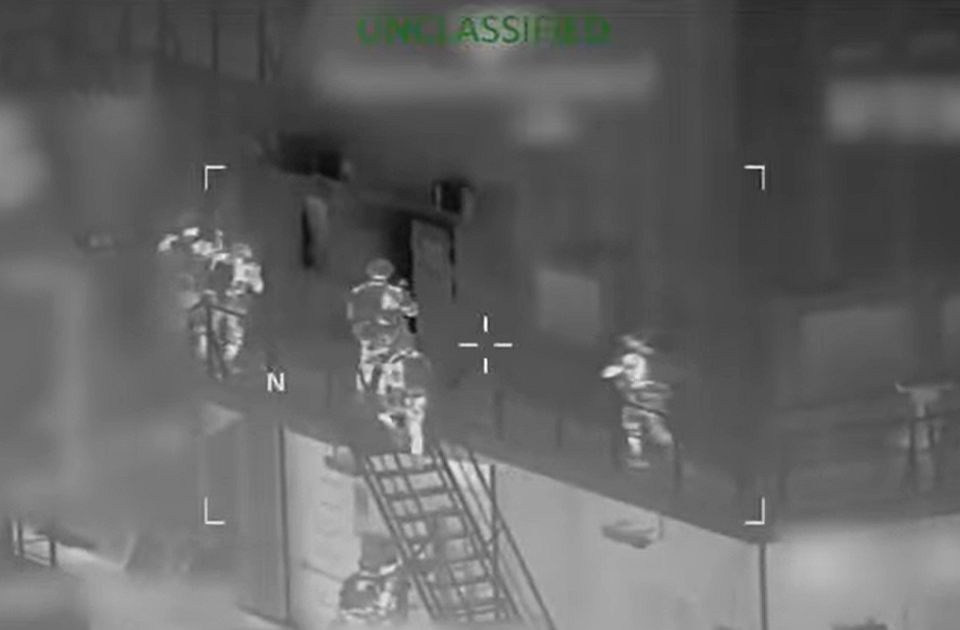 VIDEO: Objavljen snimak upada Amerikanaca na tanker iz 