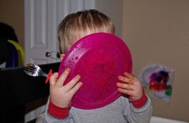 Nije dobro terati dete da pojede sve sa tanjira - stručnjaci objašnjavaju zašto