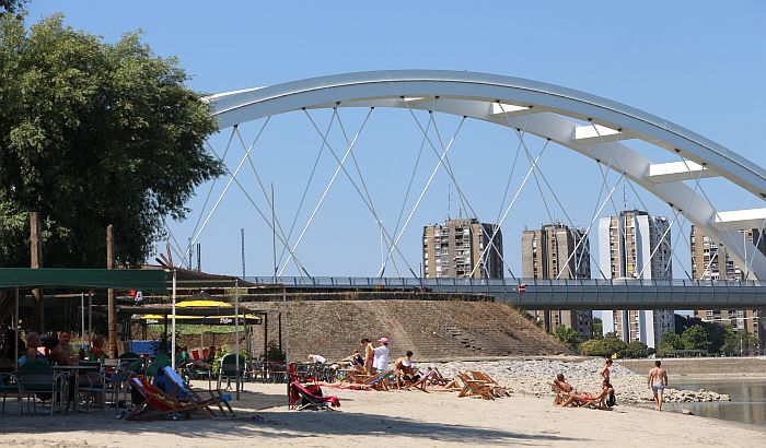 Grad će srediti prilaz Oficirskoj plaži