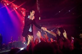 VIDEO: Flea iz RHCP i Nik Kejv zajedno objavili pesmu