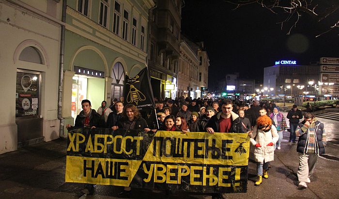 FOTO, VIDEO: Na protestnoj šetnji poručeno - Stop fašizmu!