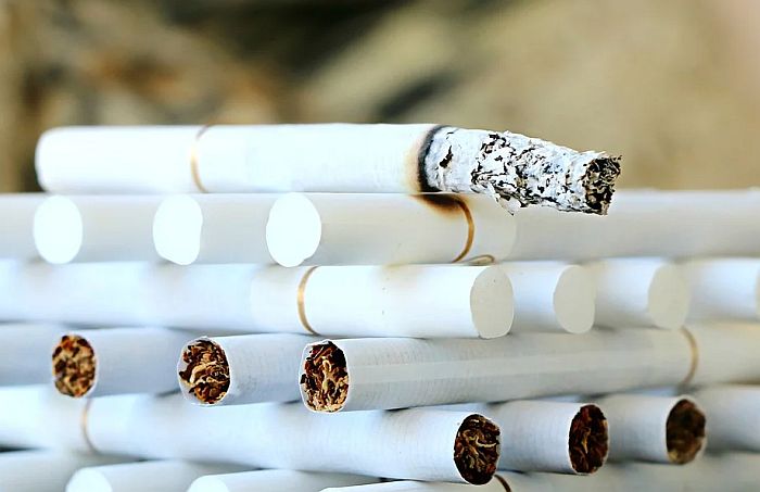 Prekršio karantin i krenuo peške preko planine da kupi jeftinije cigarete, pa se izgubio