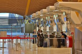 Kontrolori na aerodromima u Španiji neće više proveravati flašice i laptopove putnika