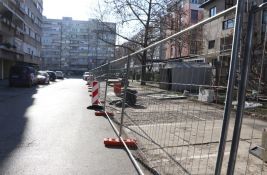 Počinje rekonstrukcija parkinga u Ivana Ribara, biće postavljen i punjač za e-vozila