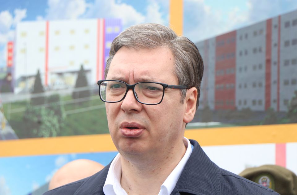 Vučić: Uložićemo ogroman novac u odbrambenu industriju i vojsku 