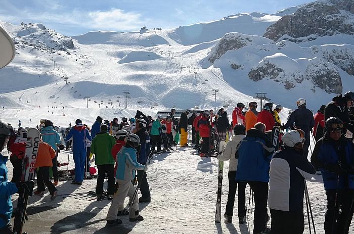 Oko 2.500 turista tuži skijalište Išgl zbog epidemije virusa korona