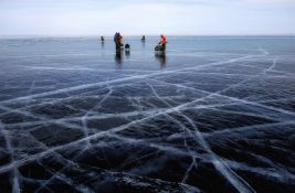 Naučnici upozoravaju: Otapanje leda u Sibiru moglo bi da izazove zastrašujuću novu pandemiju