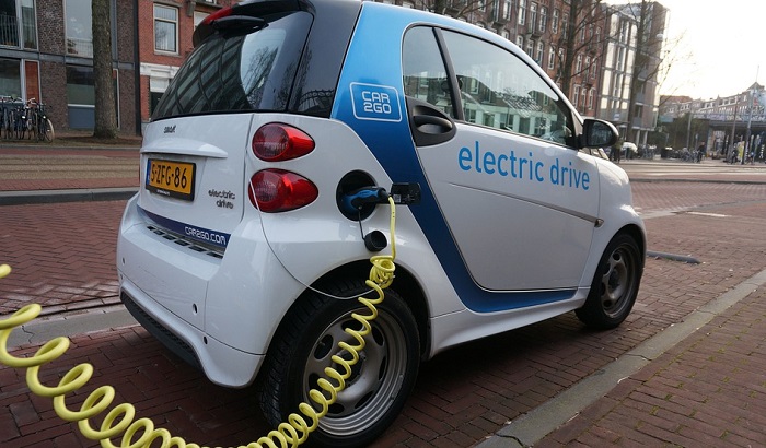 Električni automobili osvajaju svet, u upotrebi oko dva miliona
