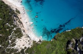 Kazne i do 3.000 evra za one koji su krali beli pesak sa plaža na Sardiniji