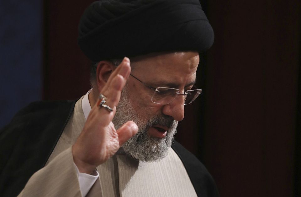 Iranska vlada uverava narod: Smrt predsednika neće dovesti ni do najmanjeg poremećaja 