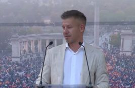 Mađarska policija ispitala muškarca koji je jajetom gađao premijera