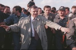 Umro Ruslan Hasbulatov, vođa pobune poslanika protiv Jeljcina 