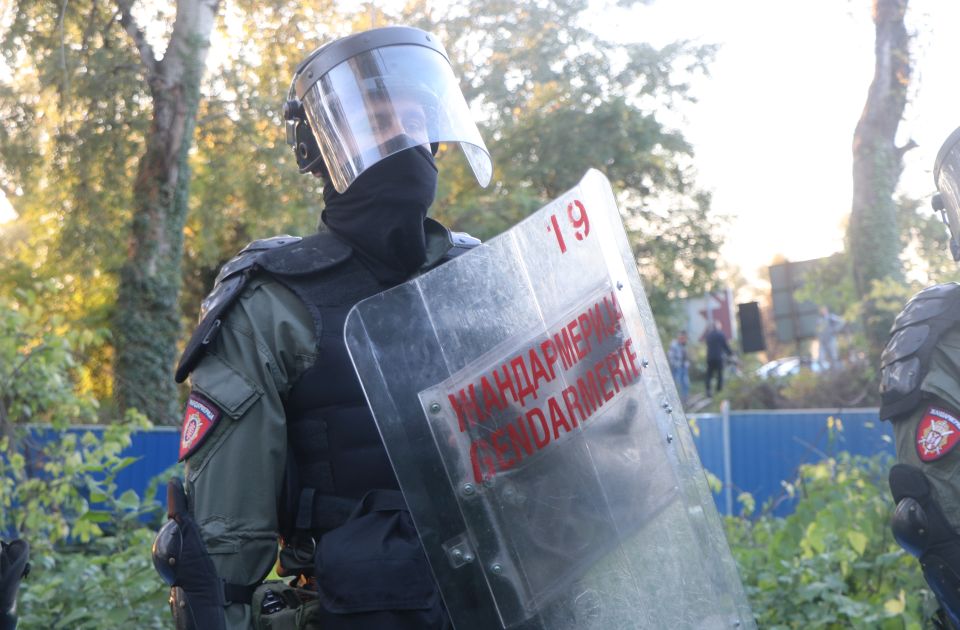 Kruševac: Pripadnik Žandarmerije uhapšen zbog pokušaja ubistva iz službenog pištolja