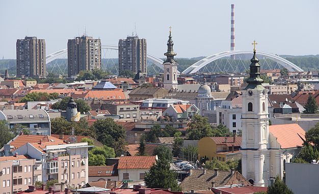 Tribina "O čuvarima nasleđa Novog Sada" danas u Radio kafeu