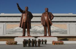 Severna Koreja: 700 siročadi se dobrovoljno javilo za rad u rudnicima