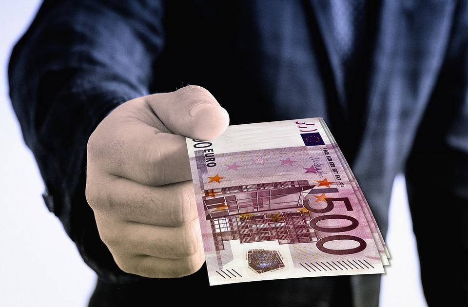 Nude 500 evra za dolazak na razgovor za posao, ko prođe u drugi krug - dobija još 1.000