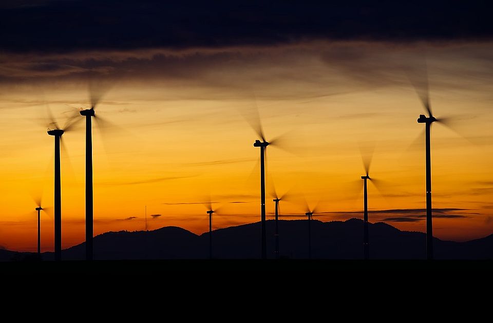 Zašto Nemačka gradi energane na vetar i sunce, ali i termalke na ugalj