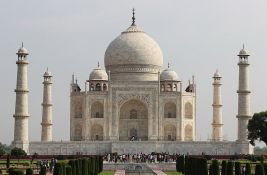 Tadž Mahal ponovo otvoren za noćne posete