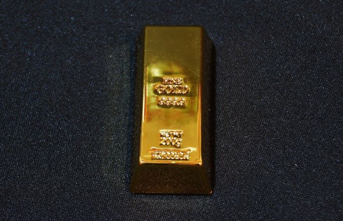 Neko u vozu ostavio zlato vredno 170 hiljada evra, vlasnik se mesecima ne javlja