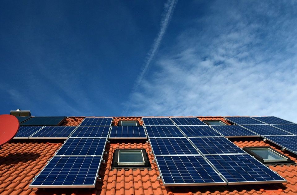 Javni poziv za subvencionisanje ugradnje solarnih panela krajem avgusta