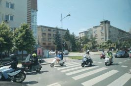 VIDEO: Vespe se provozale Novim Sadom