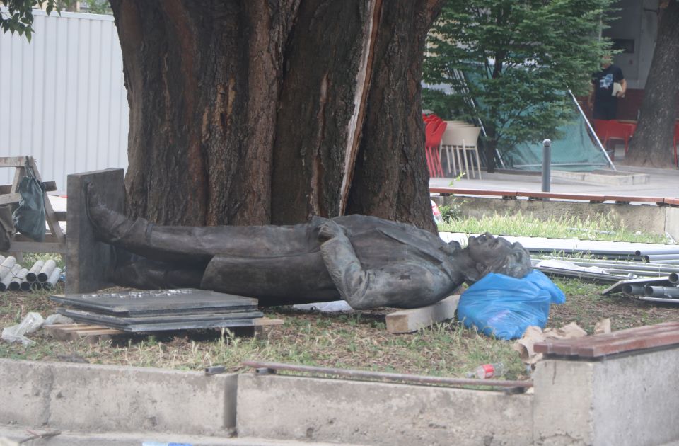 Reakcije na "dremež" Laze Kostića: "Pusti me još samo tri minute, Santa Maria della Salute"