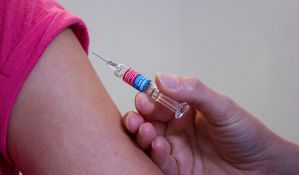 Novčana kazna ili privremeni staratelj u slučaju da roditelj neće da vakciniše dete 