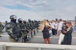 Akademski plenum: Zašto građani koji su protiv blokada svakog vikenda s policijom blokiraju Srbiju?