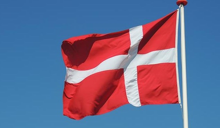Vodeći danski list kažnjen zbog knjige o bivšem obaveštajcu