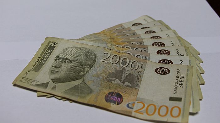 Poslednji minimalac od 18.000 dinara na računima 8. septembra