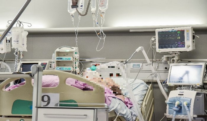Umrlo 20 osoba od korona virusa u Srbiji, više od 3.400 novozaraženih