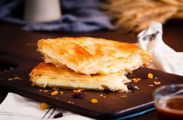 Jednostavan recept za burek sa sirom: Korak po korak do najlepšeg obroka