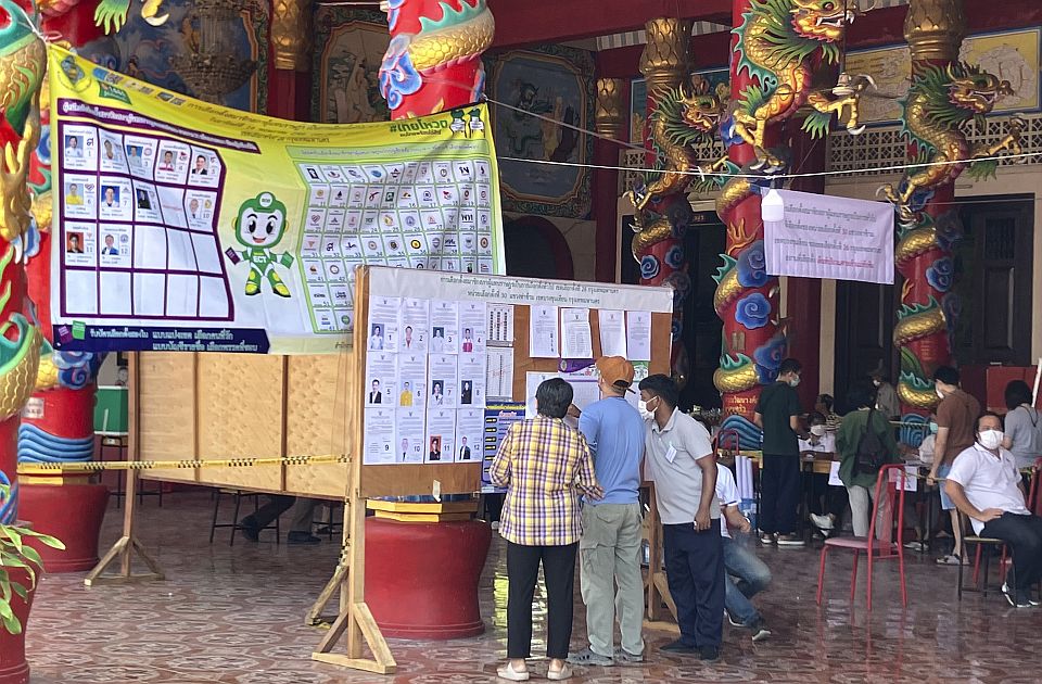 Tajlanđani glasali protiv vojne hunte na vlasti, opozicione demokratske stranke prave koaliciju