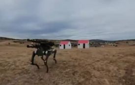 Na vojnoj vežbi na Pešteru prikazani robotski psi, Vučić: 
