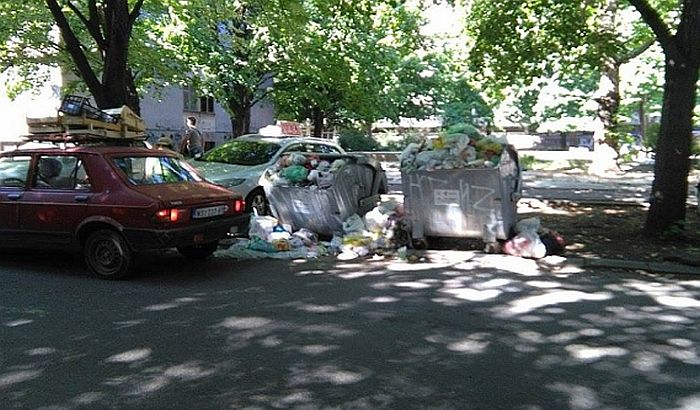 "Čistoća" zadovoljna čuvarima kontejnera, tvrdi da njihovo angažovanje već daje efekte 