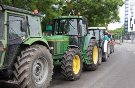 Poljoprivrednici i danas protestuju u Novom Sadu: Najavljena vožnja i blokade