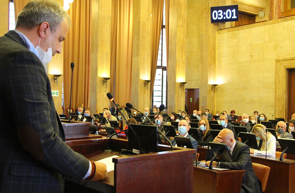 FOTO: Zaseda Skupština grada, ovo su najbitnija pitanja pred odbornicima