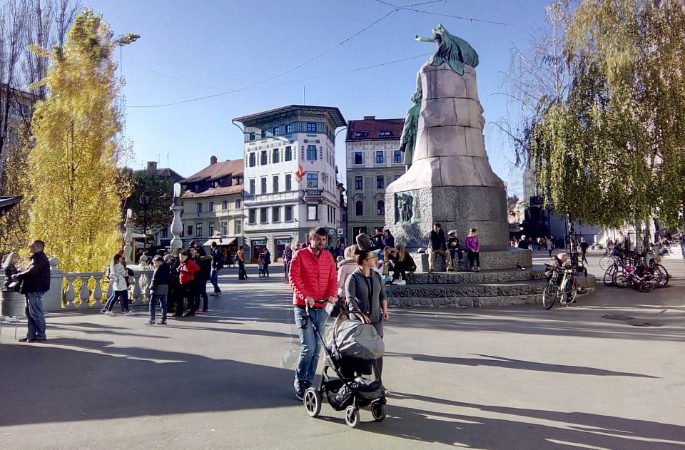 Slovenija pooštrava uslove za strane radnike: Za spajanje porodice potrebno više od 2.000 evra na računu